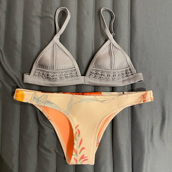 Triangl neoprene bikini swimsuit set - Picture 1 of 6